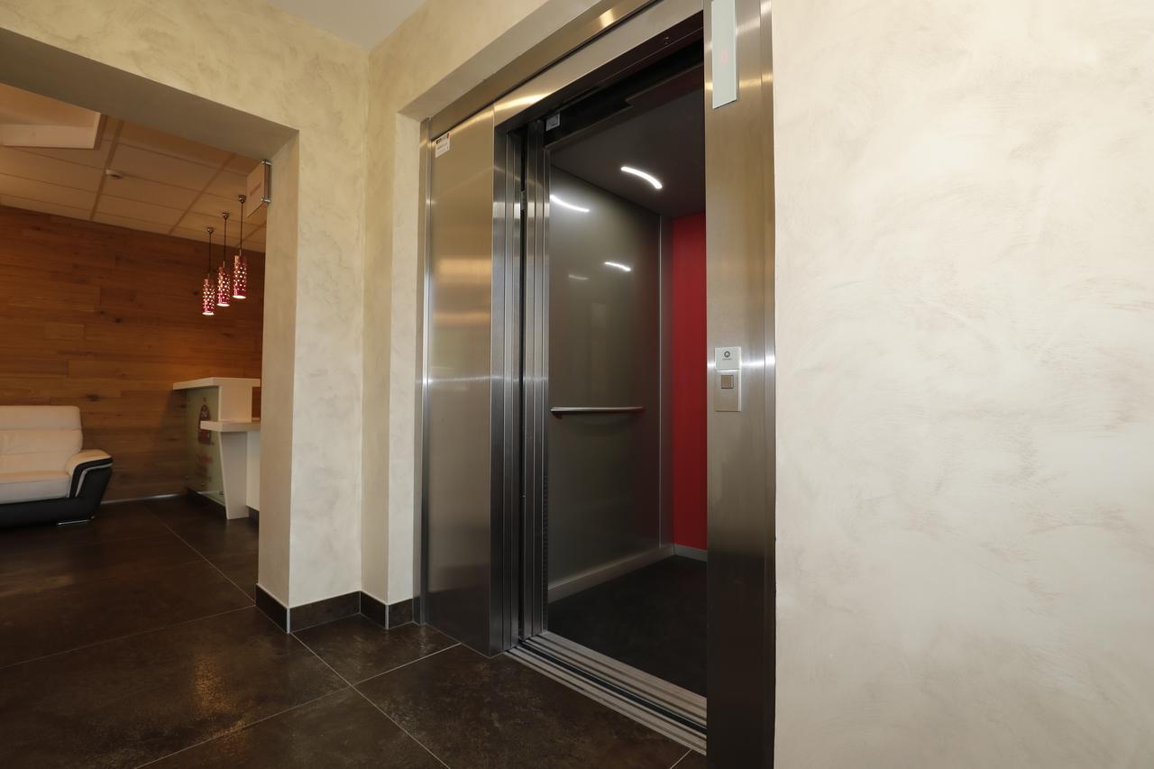 Hotel Lacour Eygliers Ngoại thất bức ảnh
